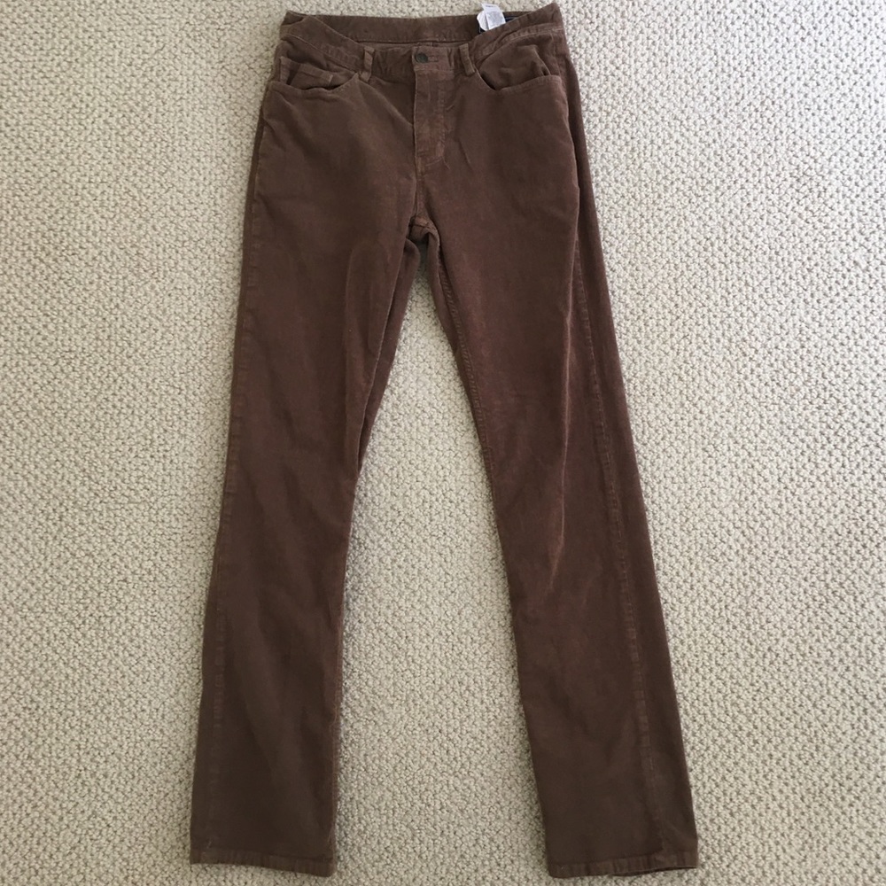 Vineyard Vines corduroy pants